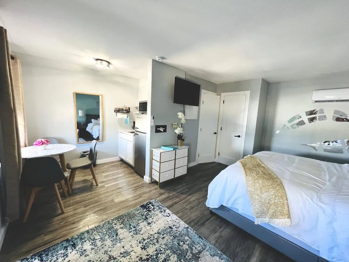 Motel 1915 Beach Club Daytona Beach