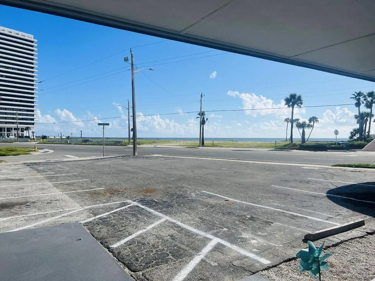 1915 Beach Club Daytona Beach United States