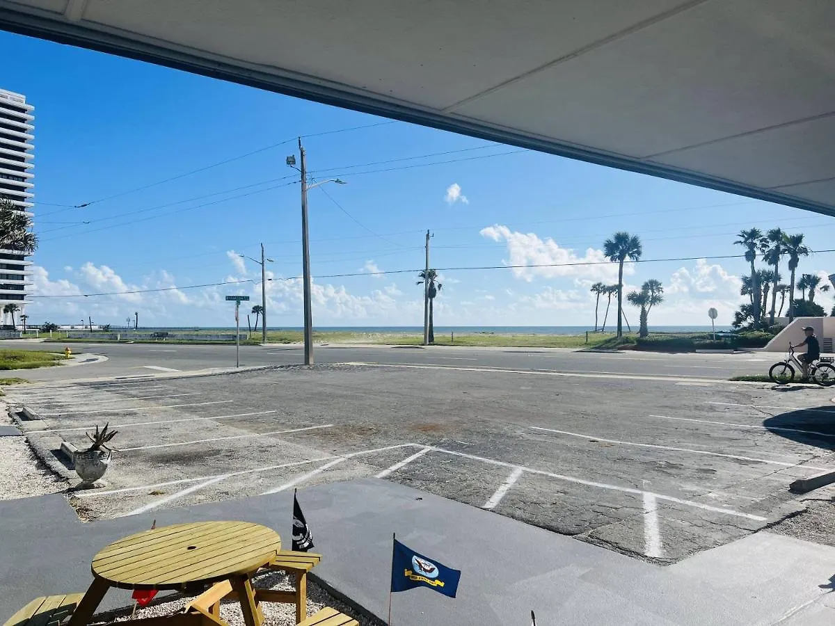 Motel 1915 Beach Club Daytona Beach