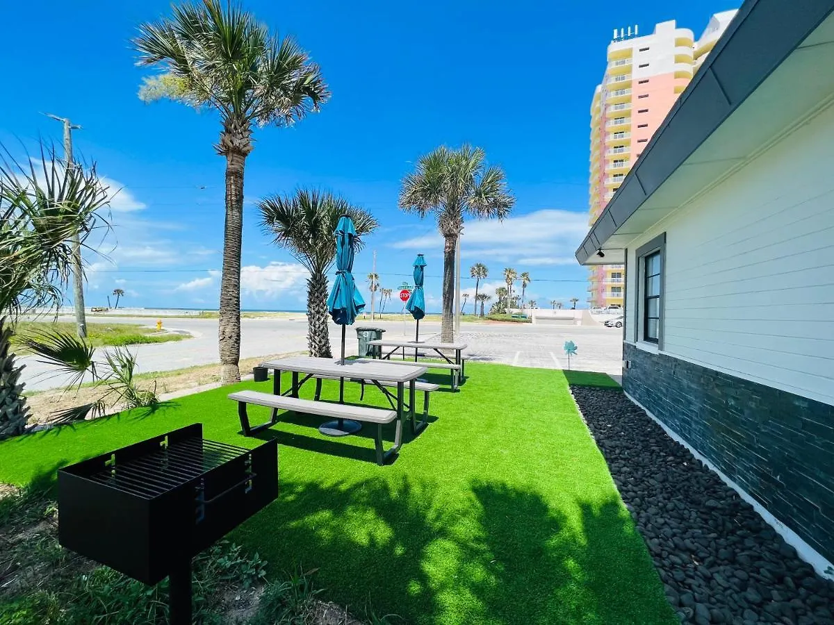 1915 Beach Club Daytona Beach United States